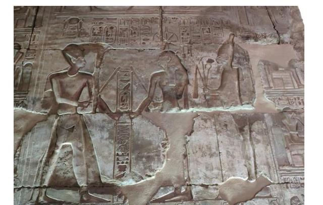 揭秘古埃及木乃伊的防腐与保存，及墓葬形式的发展历程